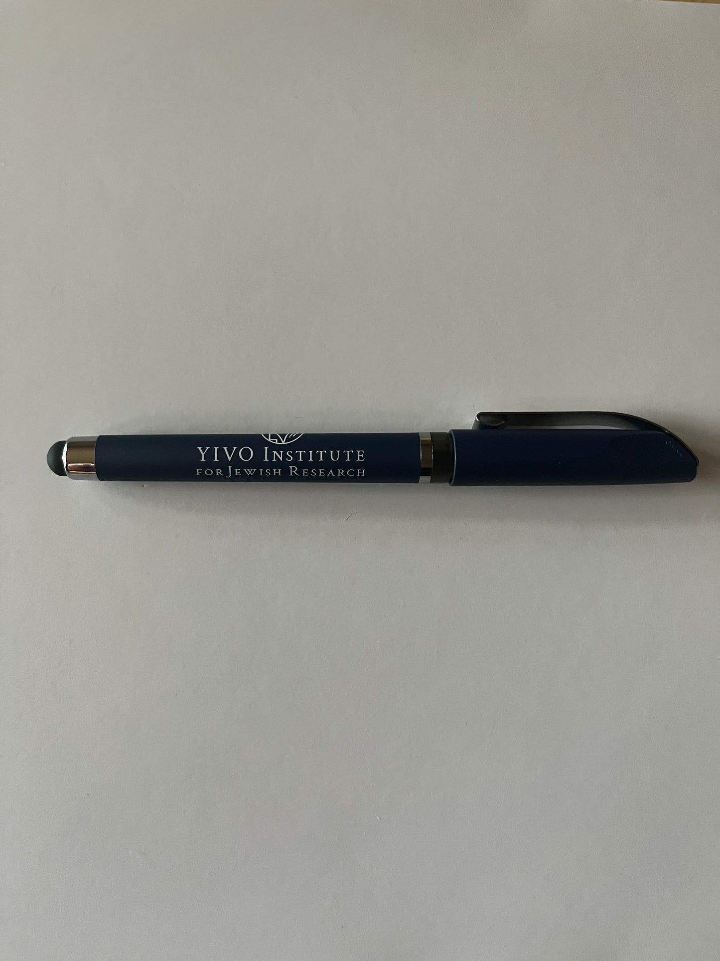 YIVO Logo Pen